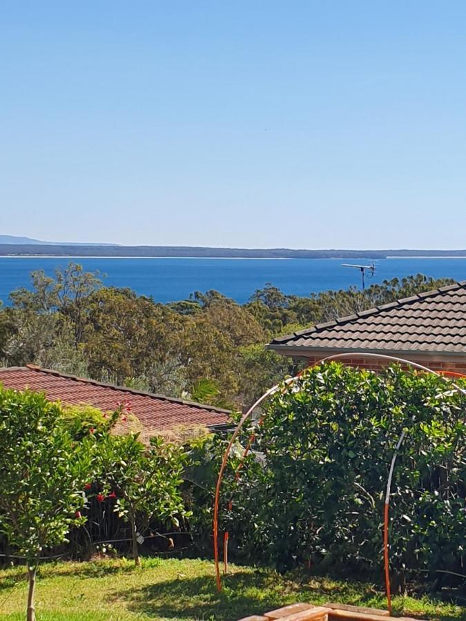 Just-4-You! Amazing Sea Views, Wifi, Fully Air-Conditioned, King Bed Vincentia Buitenkant foto