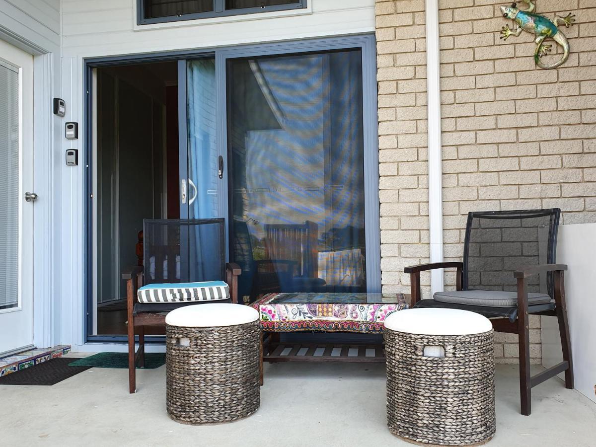 Just-4-You! Amazing Sea Views, Wifi, Fully Air-Conditioned, King Bed Vincentia Buitenkant foto
